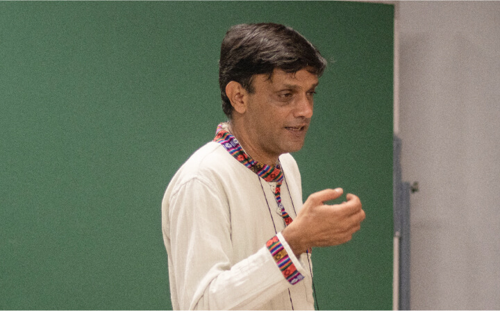 Dr Sarmad Abbasi