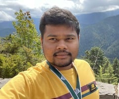 TestimonialsImg